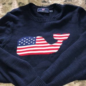 Cute vineyard vines sweater